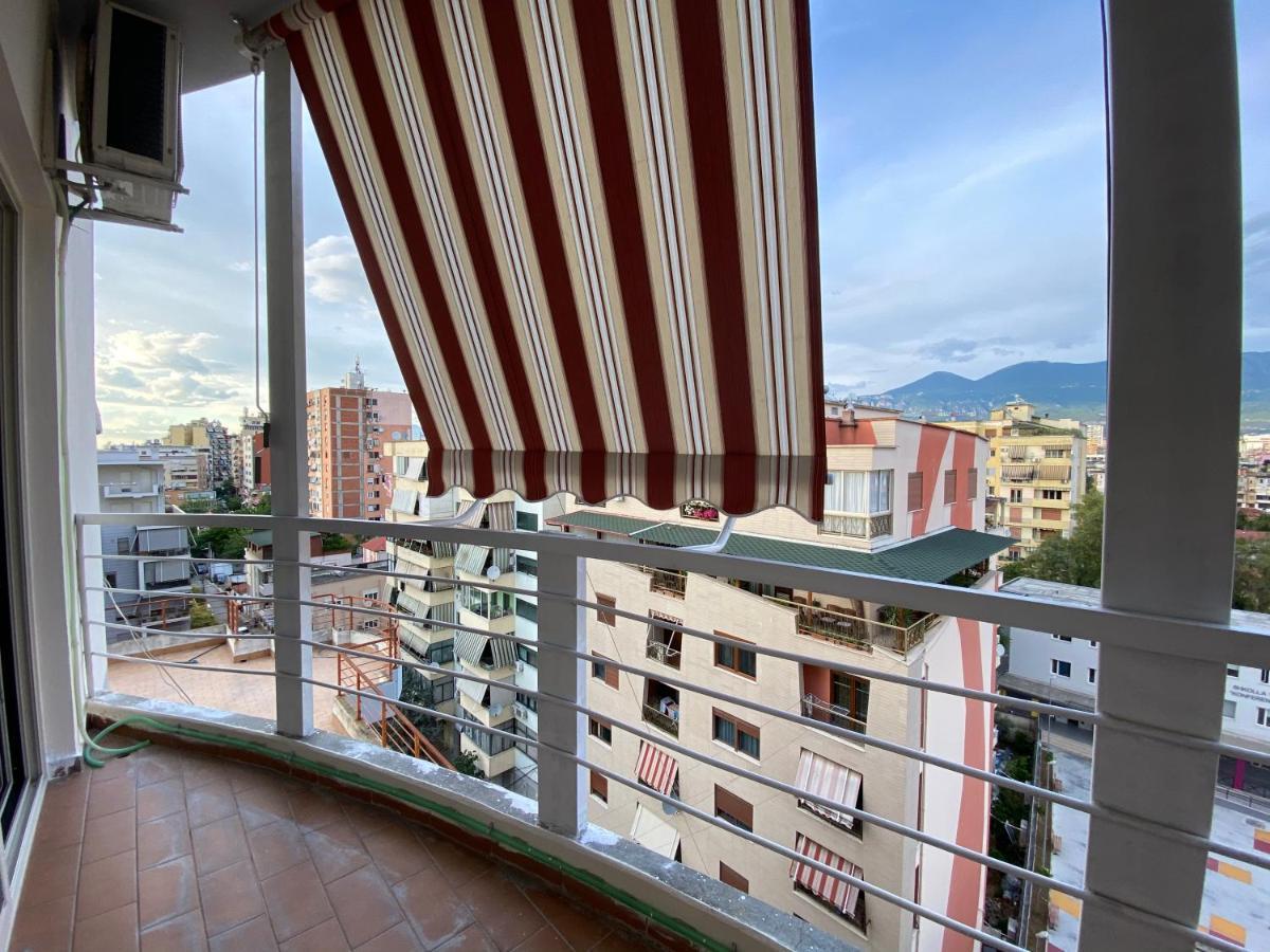 Era'S Apartment Tirana Exterior foto